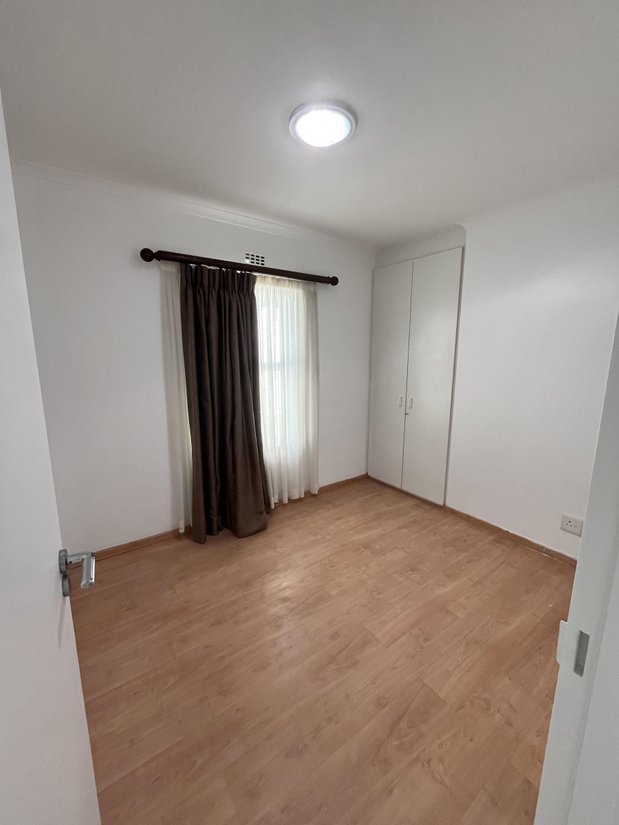 4 Bedroom Property for Sale in Sunningdale Western Cape